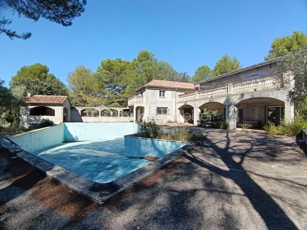 Luberon  Propriété 300m² à rénover entièrement, potentiel exceptionnel