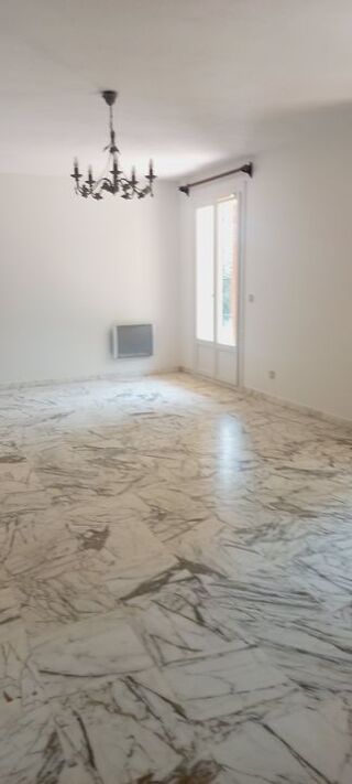 Maison à louer 5 pièces 150 m²