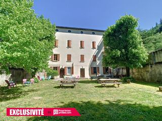 Immeuble à vendre 15 + pièces 900 m²