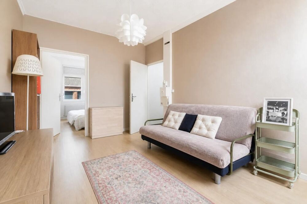 Maison de 8 pièces, louée, à Lille