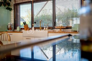  Maison � vendre 7 pi�ces 240 m�