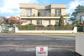  Immeuble à vendre 15 + pièces 315 m²