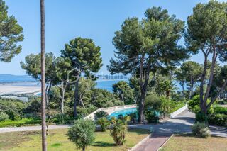  Duplex/triplex à vendre 5 pièces 165 m²