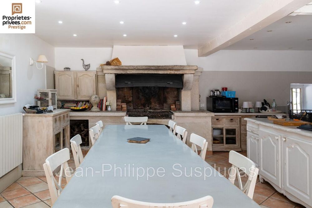  vendre  Proprit/chteau Saint-Cyr-sur-Mer (83270)