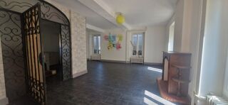  Immeuble  vendre 9 pices 300 m