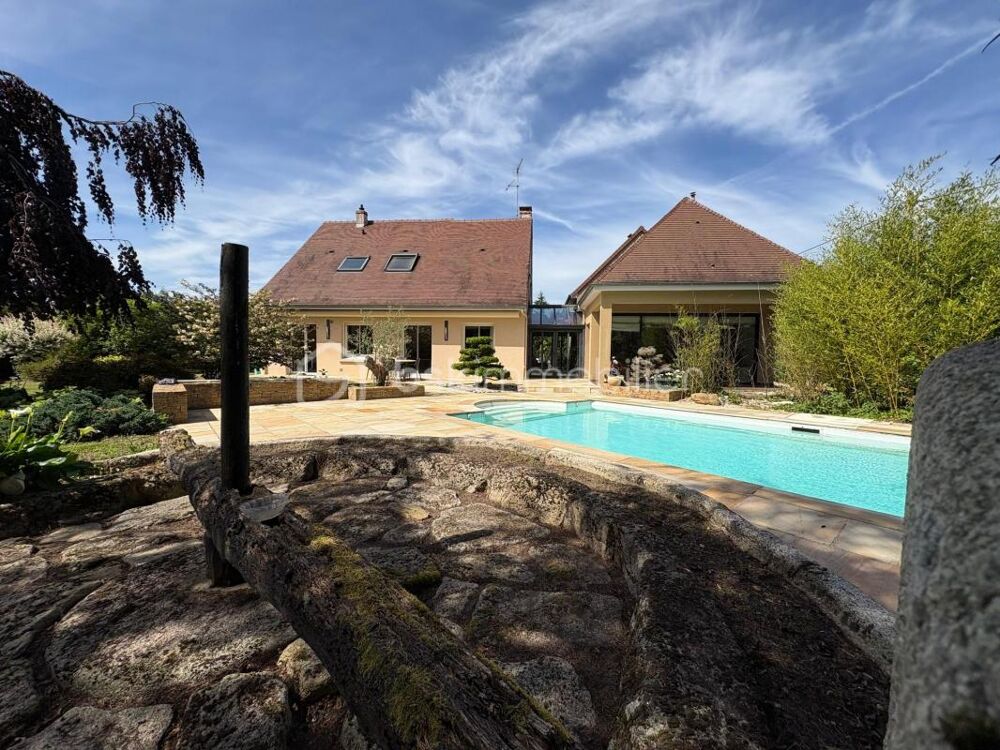 ? NOUVEAUTÉ  Maison d'exception à Ruaudin (251 m² - 9 pièces) ?