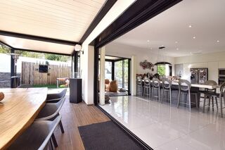  Villa  vendre 7 pices 226 m