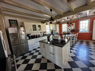  Maison  vendre 7 pices 194 m