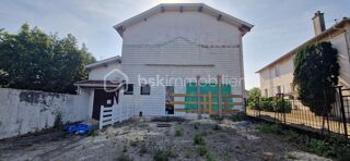  Immeuble à vendre 3 pièces 237 m²