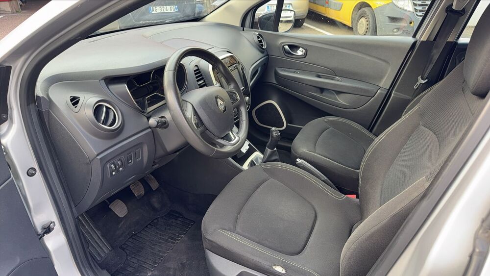 Captur 0.9 TCe 90 Zen 2017 occasion 42100 Saint Etienne