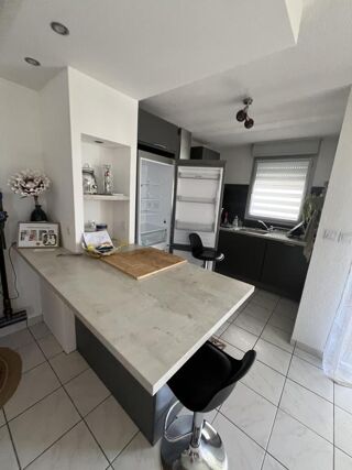  Appartement à louer 3 pièces 62 m²
