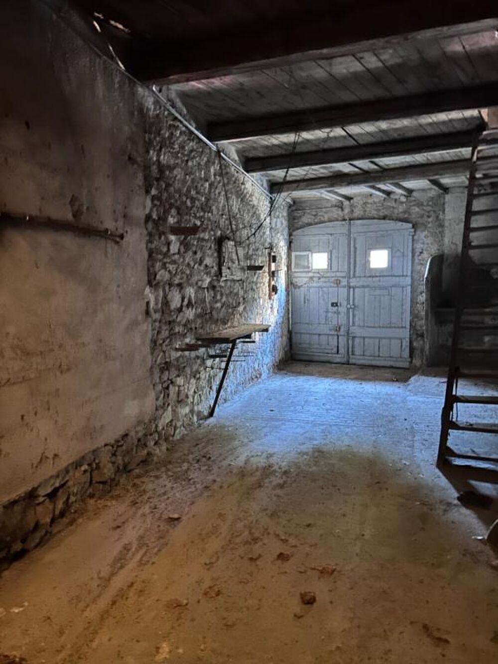 Vente Maison Maison Azille 6 pièce(s) 193 m2 Azille