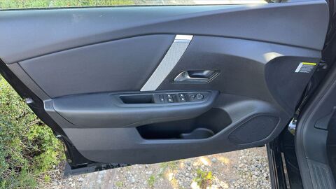C4 1.2 PureTech 130 Feel 2023 occasion 01120 Dagneux