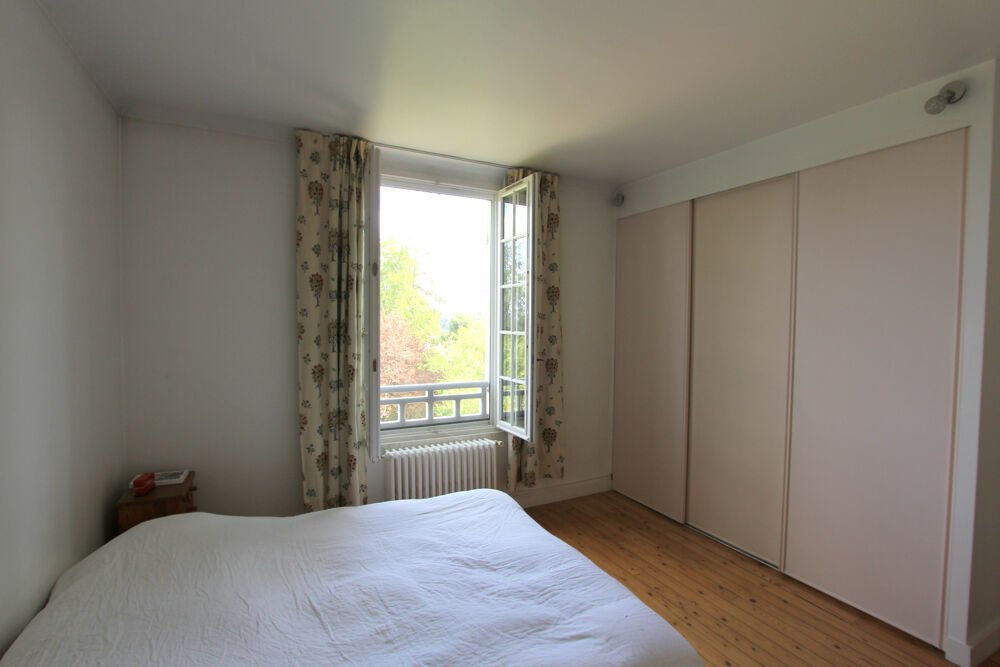 à vendre  Propriété/château Parmain (95620)