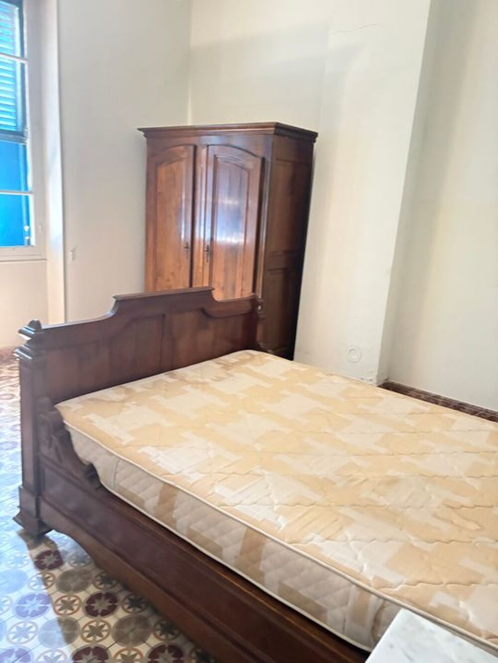Chambre de 25m2 à louer sur Cavaillon