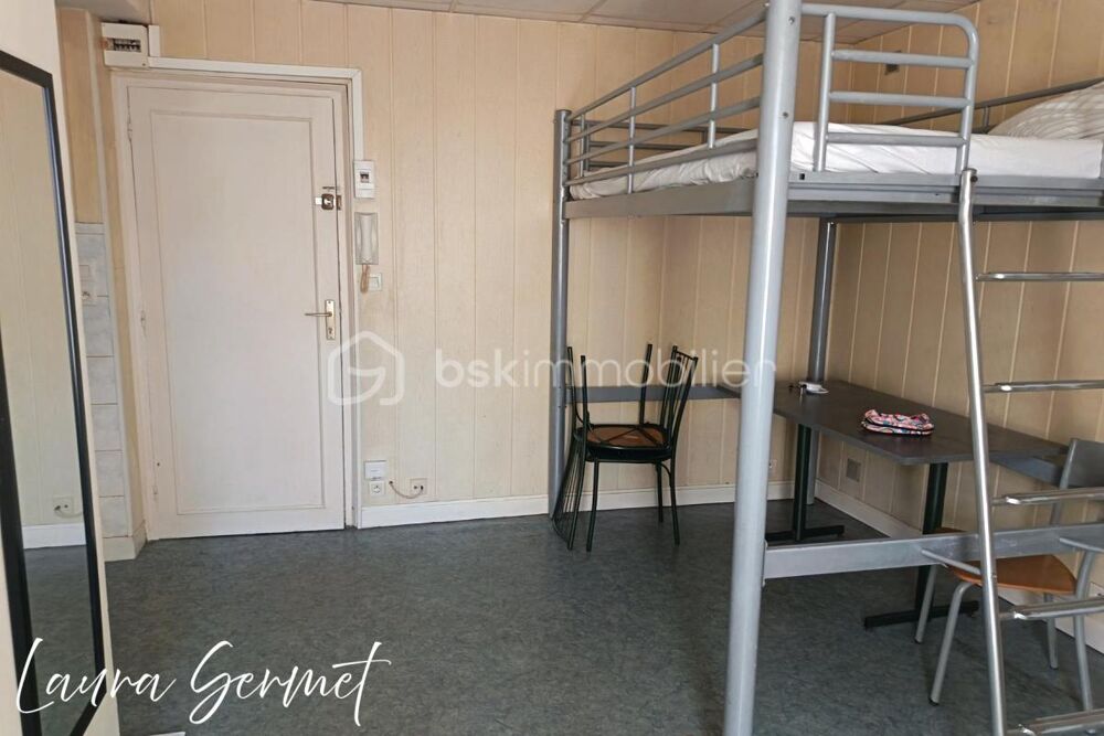 À louer  Studio meublé idéal étudiant  10,7 m²  Châteauroux