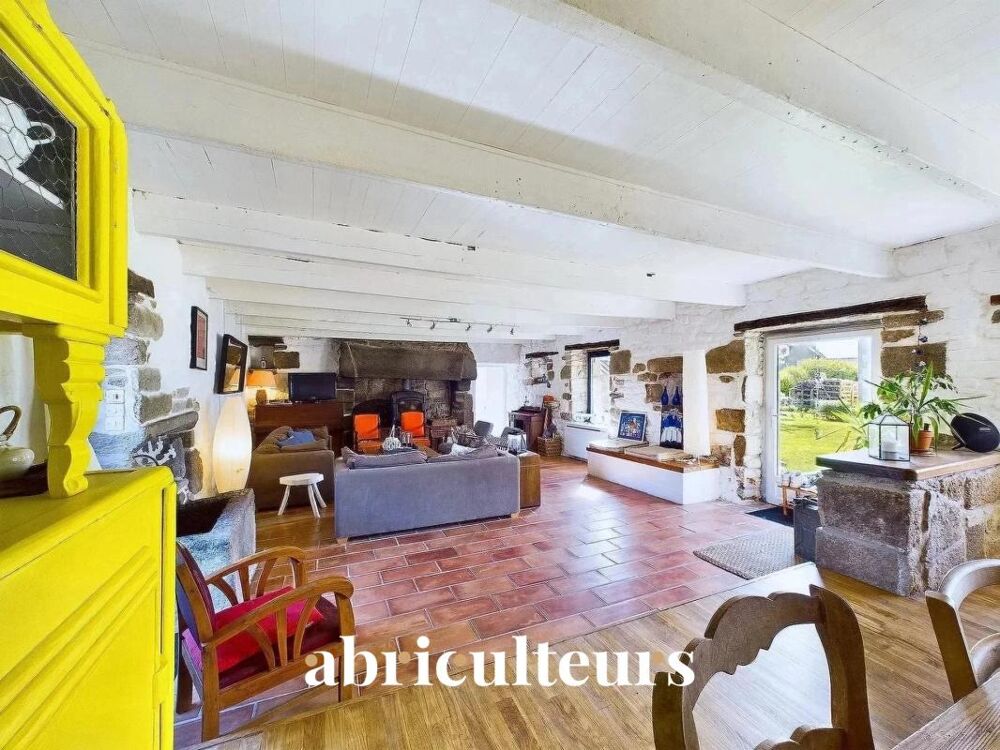Magnifique demeure en pierre de 196 m² à Plounéour-Brignogan-Plages, à 800 m des plages
