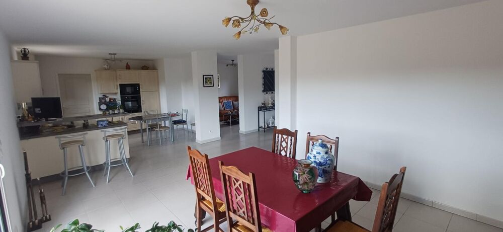 Maison Plain-pied ,Bazouges Cré Sur Loir 7 pièces 156 m2