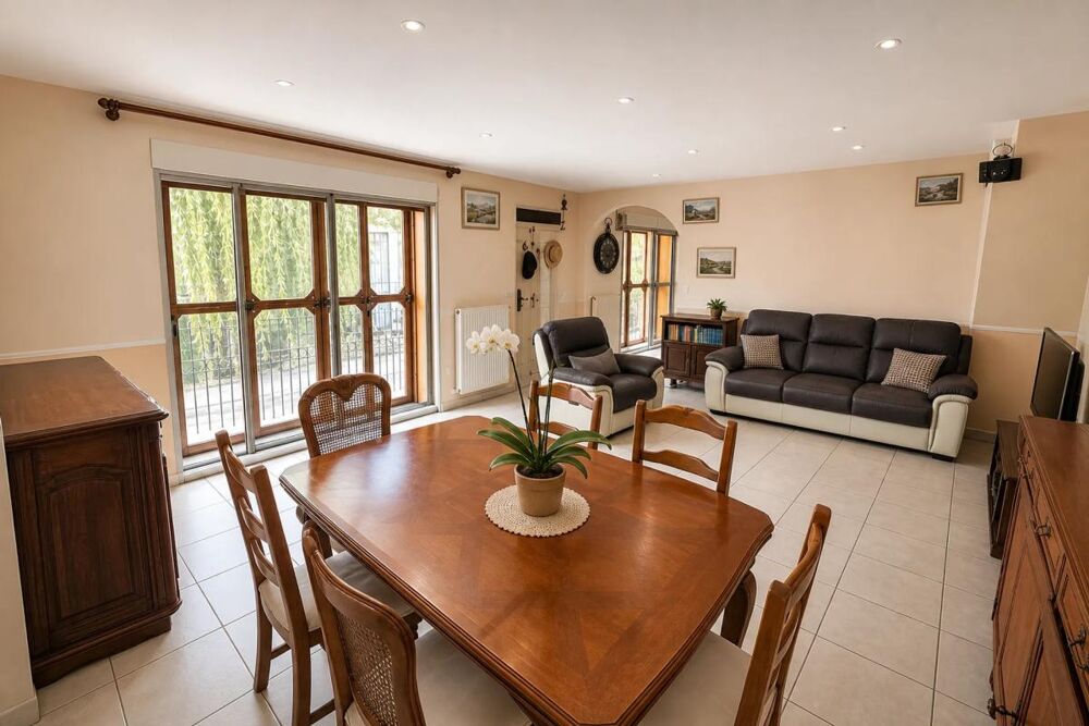 Vente Maison Maison de 4 pièces de 130 m² à Sainte-Eulalie Sainte eulalie