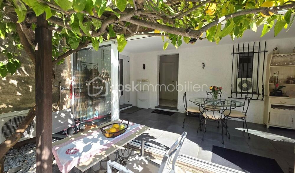 A cogolin (Var) - maison Traditionnelle 118 m² avec garage et piscine