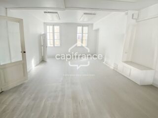  Immeuble � vendre 8 pi�ces 245 m�