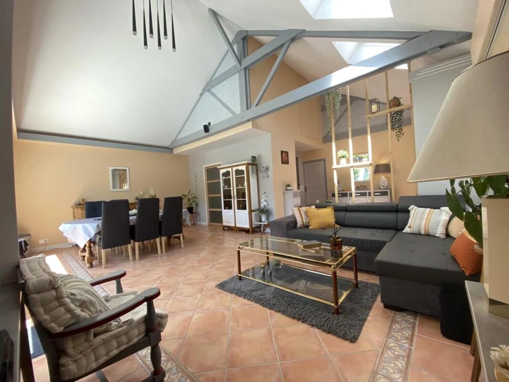 Vente Maison Maison de charme avec locatifs 206 m² de plain-pied – St Nol Saint nolff