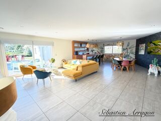  Maison à vendre 5 pièces 195 m²