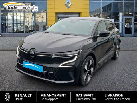 Renault M&eacute;gane E-Tech EV40 130ch standard charge Equilibre 2023 occasion Brest 29200