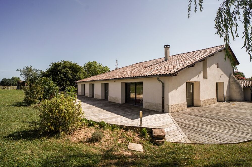 Maison à vendre 8 pièces proche de CHATILLON-SUR-CHALARONNE(01)
