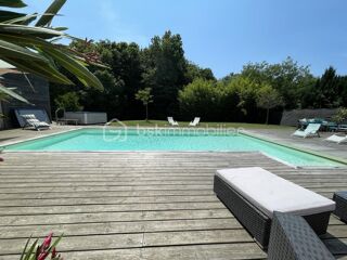  Villa � vendre 12 pi�ces 310 m�