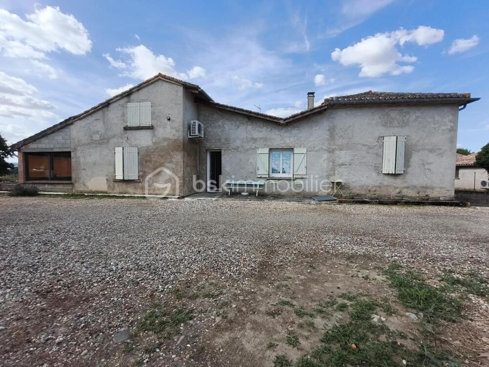 Maison trois chambres, avec dépendances et terrain