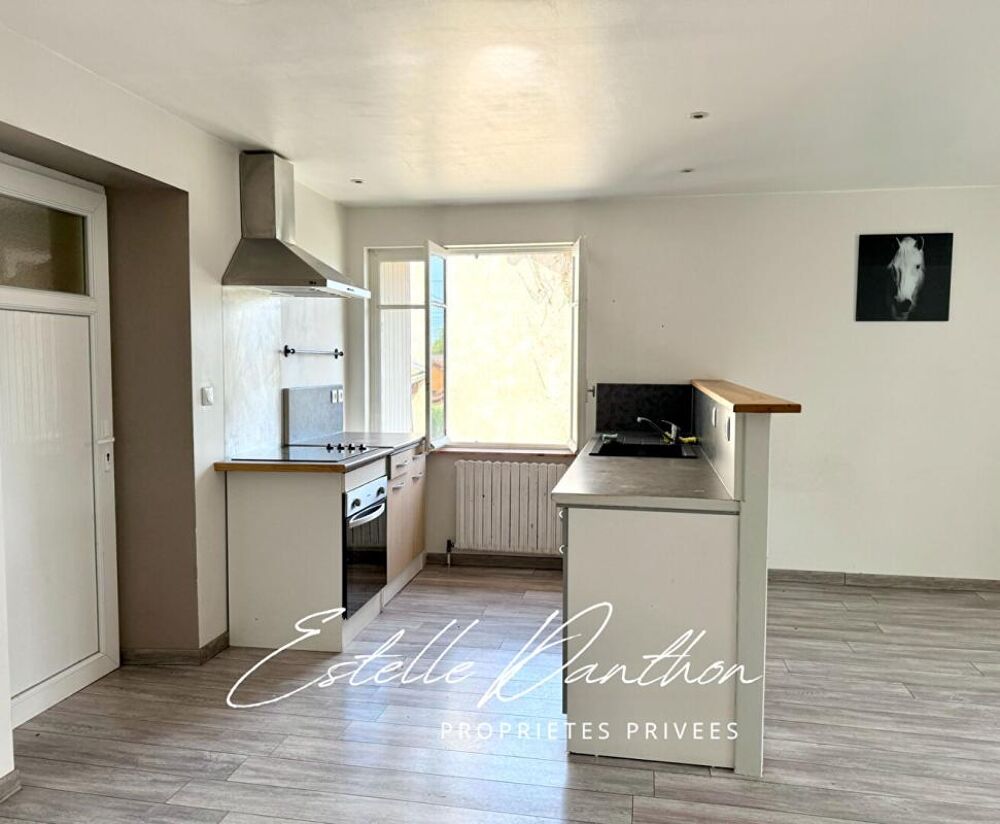 Maison avec appartement et grande dépendance aménageable