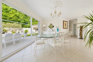  Maison à vendre 10 pièces 180 m²
