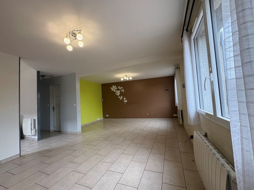 Vente Maison Bazemont centre – Ensemble immobilier 160 m² + dépendances – 6 pièces Bazemont