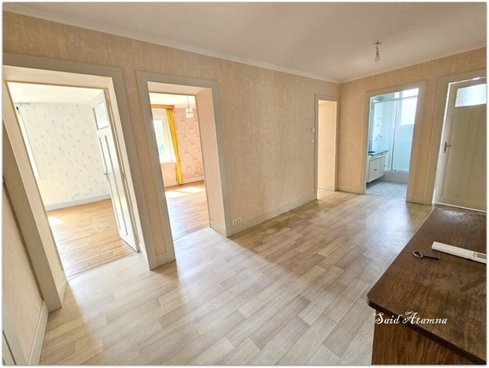 Maison à vendre 8 pièces de 195m² CHATEL SUR MOSELLE (88), situé su un terrain de 620m²