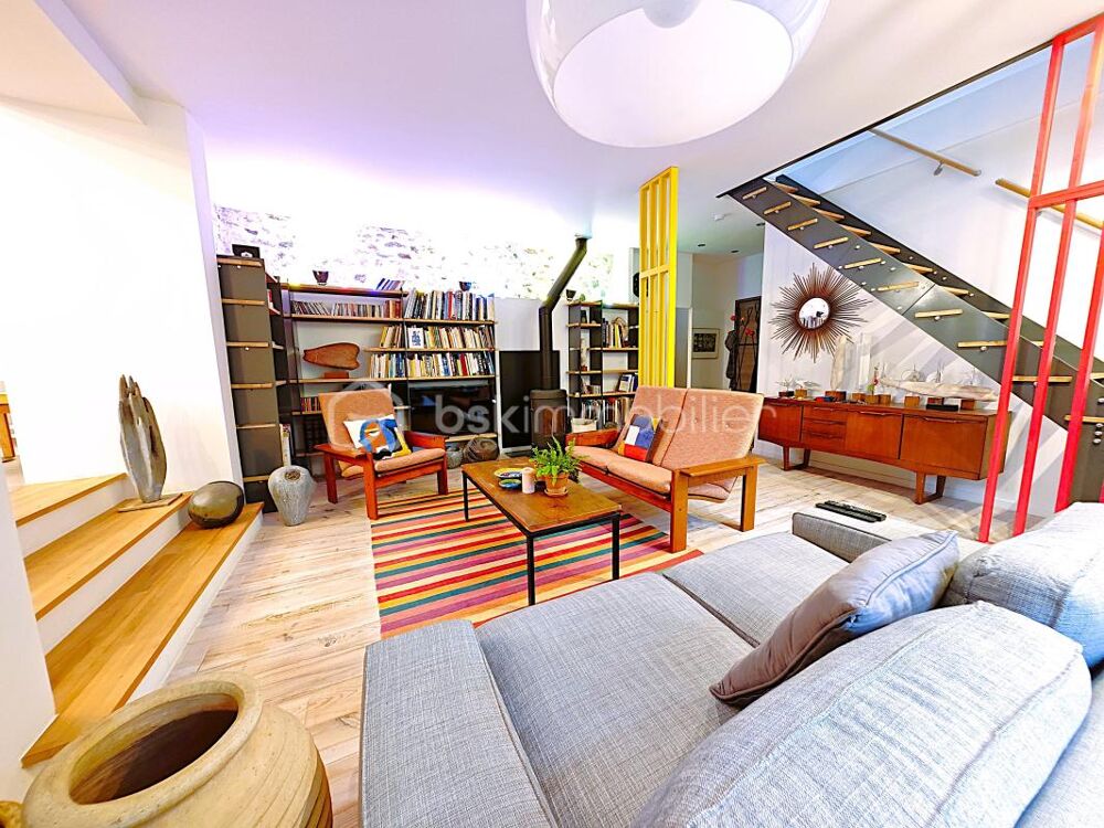 Maison d'architecte RT 2012 contemporaine de 112 m² 5 pièces avec garage indépendant et grenier