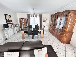  Maison  vendre 6 pices 145 m