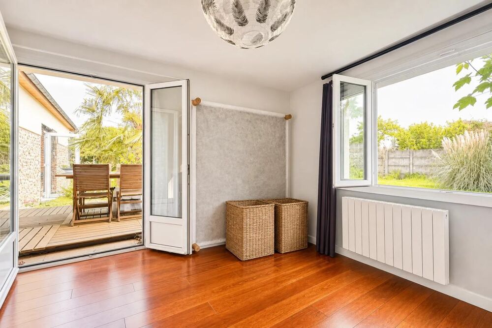 Vente Maison Charmante maison de 7 pièces à Guichainville Guichainville
