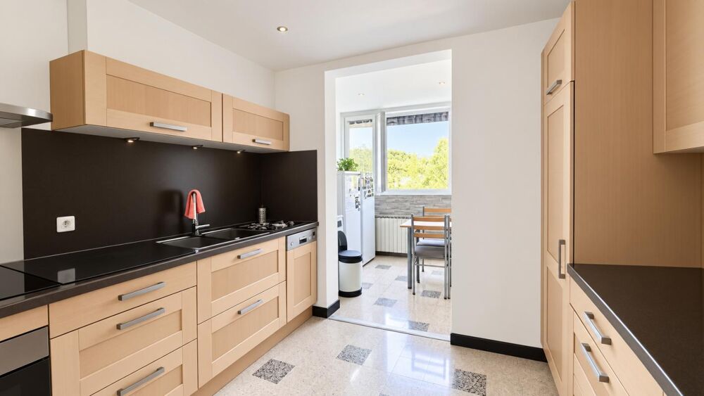 Vente Appartement TOULON VALBERTAND - APPARTEMENT  4 pièces  - SUPERFICIE  72M² - Toulon