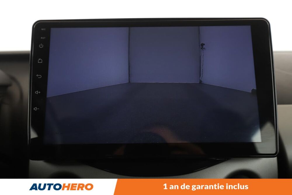 Aygo 1.0 VVT-i X-Play 5P 69 ch 2018 occasion 92130 Issy-les-Moulineaux