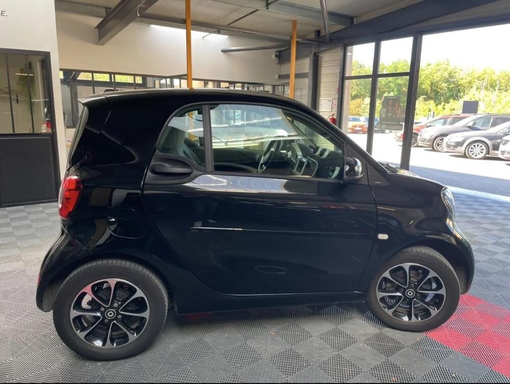 ForTwo Base 52 kW (453.342) PRIME 2015 occasion 17139 Dompierre-sur-Mer