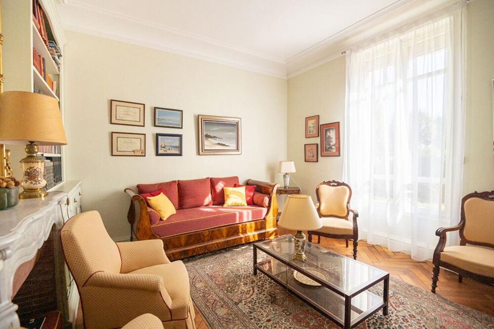  vendre  Proprit/chteau Sainte-Hlne (33480)