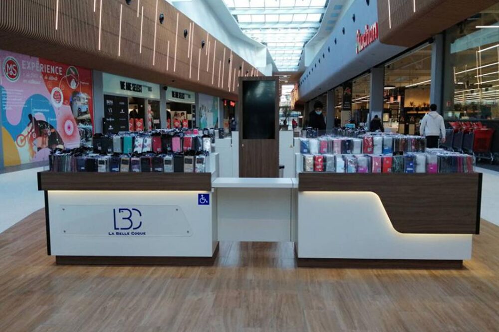   Parts sociales de vente d'accessoires et tablettes (téléphonie ) 
