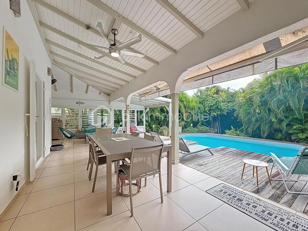 Vente Villa Villa T5 avec piscine et garage  lotissement prisé Saint francois