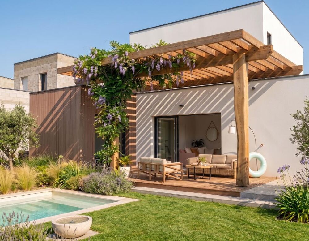 ***Magnifique villa 3 chambres double hauteur sous plafond avec piscine et garage + 2 places de stationnement !!***