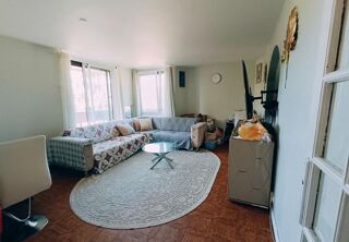  Appartement à louer 4 pièces 81 m²