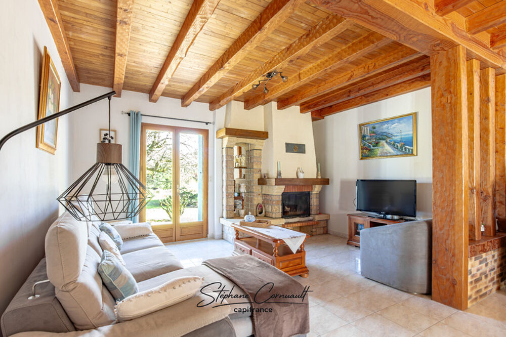 Vente Maison Maison de 186m² avec spa et étang Villamblard