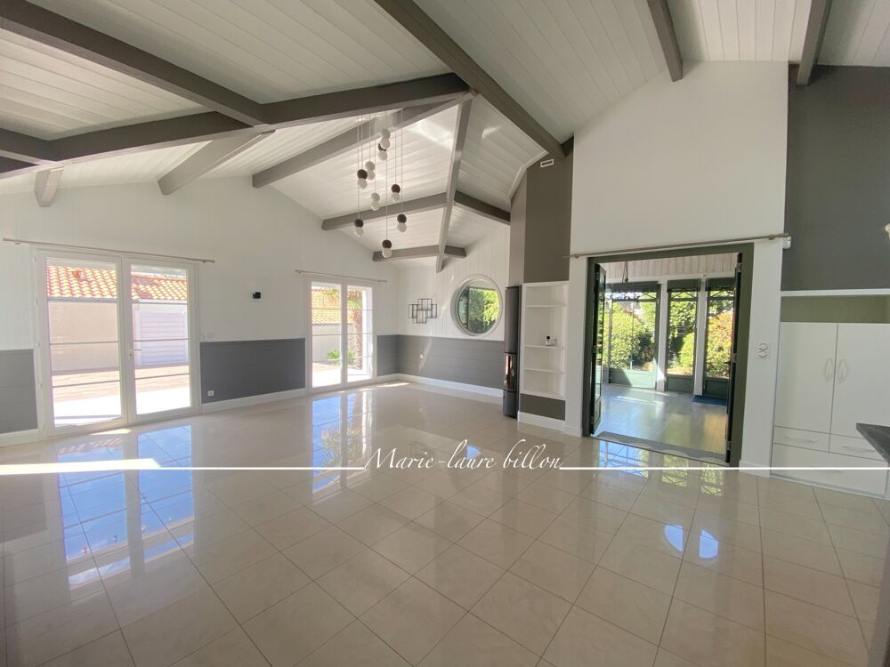 Vente Maison Maison à vendre 5 pièces SAINT HILAIRE DE RIEZ (85), plain pied 3 chambres+garage+jardin clos, à 300 M de la plage Saint hilaire de riez