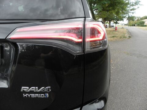 RAV 4 IV 2.5 Hybrid 197ch AWD-i Dynamic • 1&egrave;re main Entretie 2017 occasion 57640 Malroy