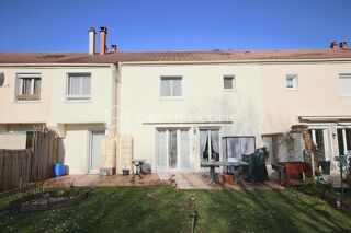  Duplex/triplex  vendre 4 pices 105 m